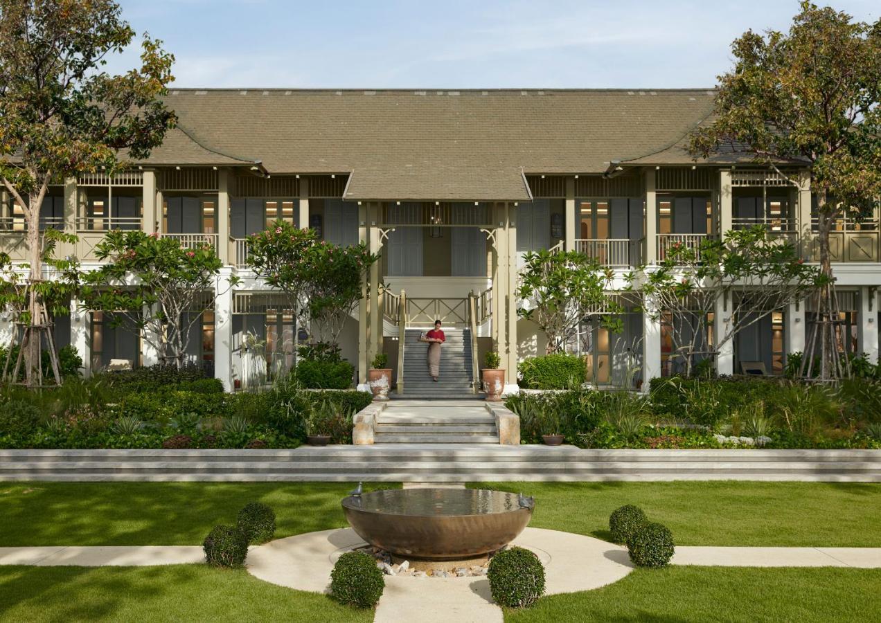 Charras Bhawan Hotel And Residences 후아 힌 외부 사진