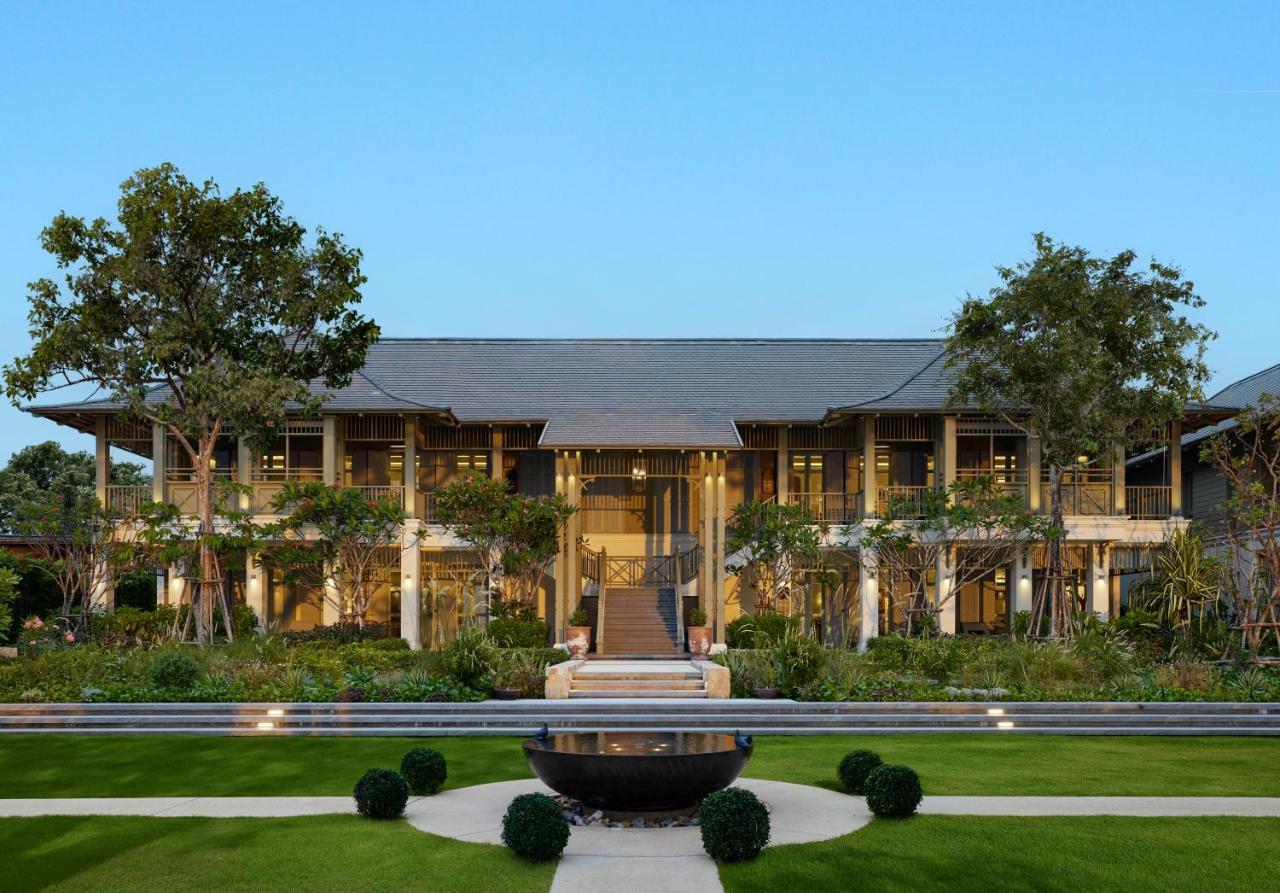 Charras Bhawan Hotel And Residences 후아 힌 외부 사진