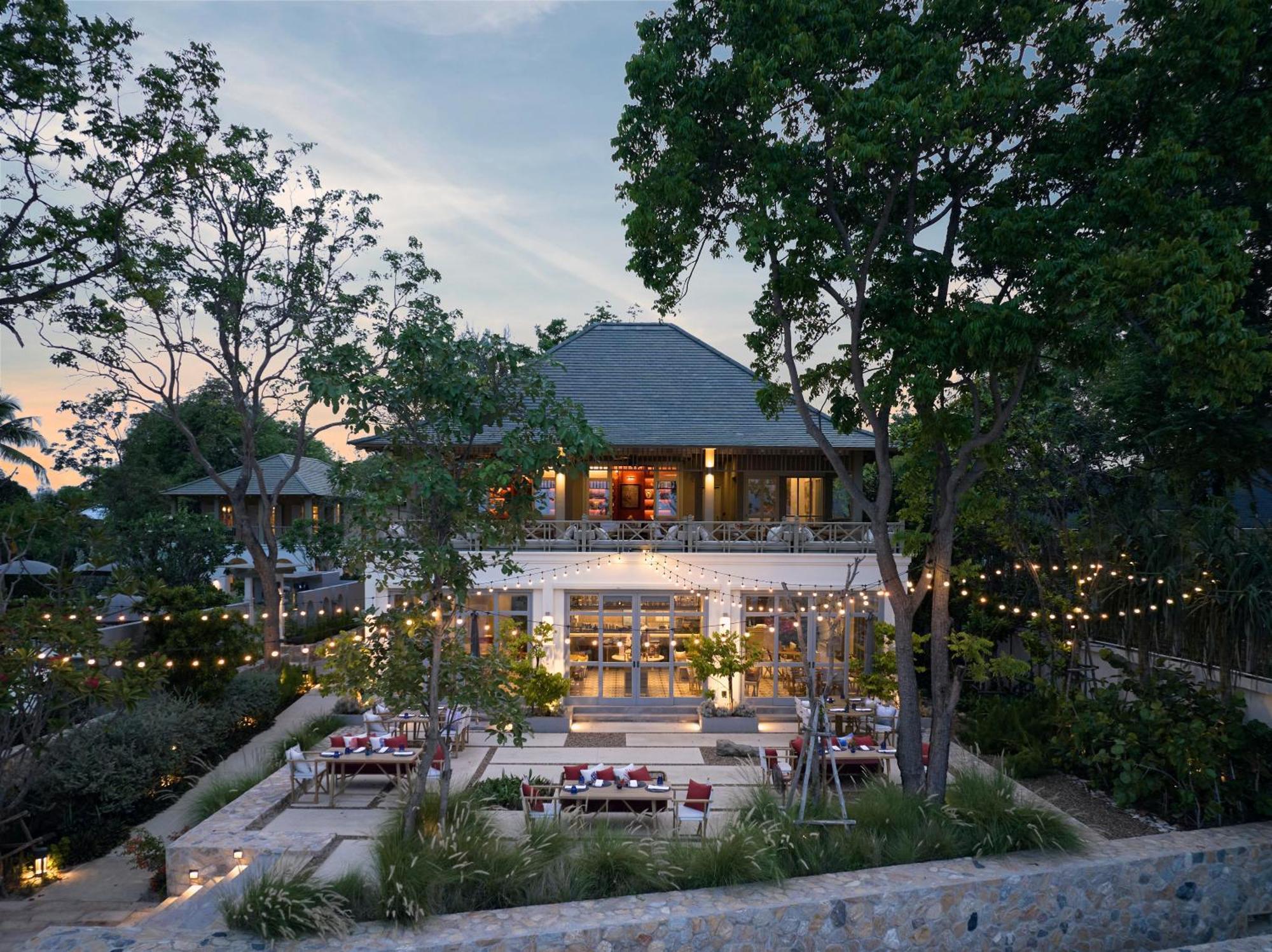 Charras Bhawan Hotel And Residences 후아 힌 외부 사진