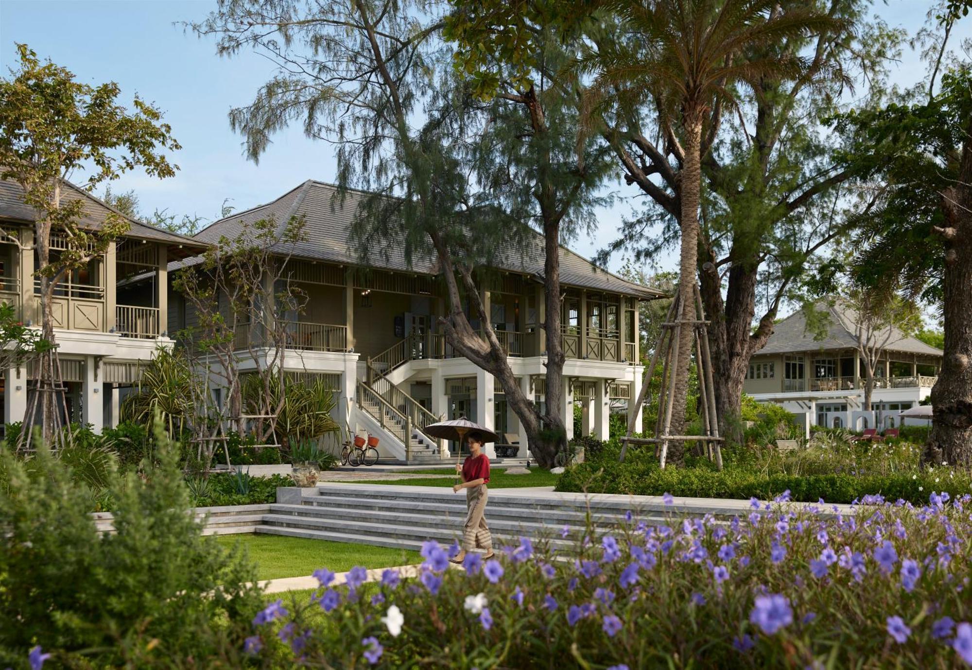 Charras Bhawan Hotel And Residences 후아 힌 외부 사진