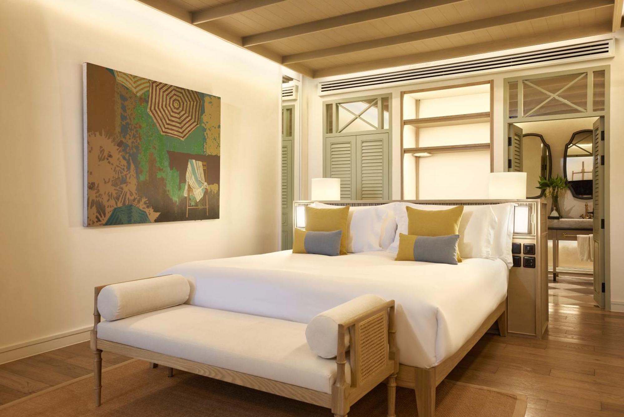 Charras Bhawan Hotel And Residences 후아 힌 객실 사진